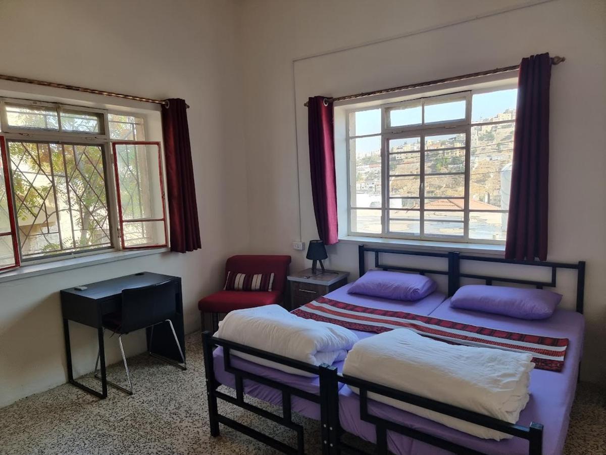 Rainbow House Hostel Amman Exterior photo