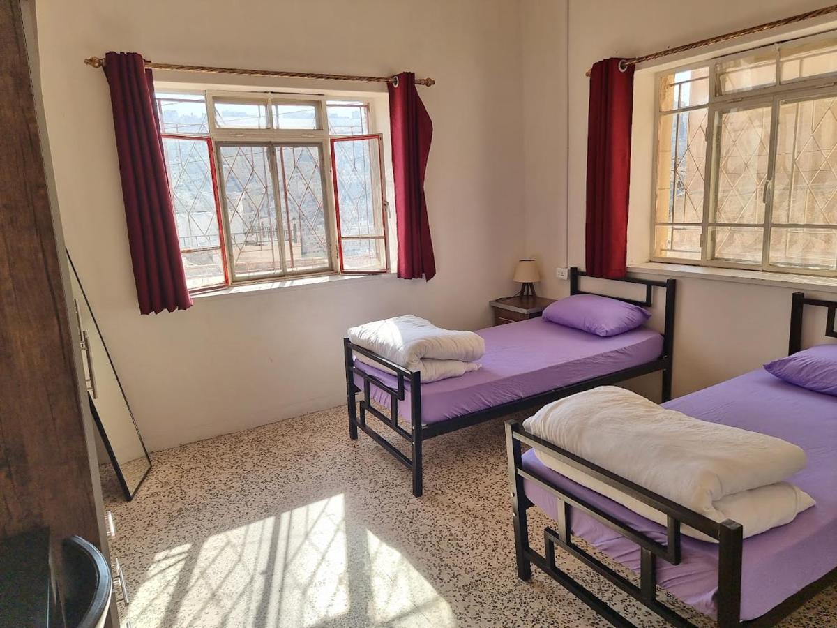 Rainbow House Hostel Amman Exterior photo