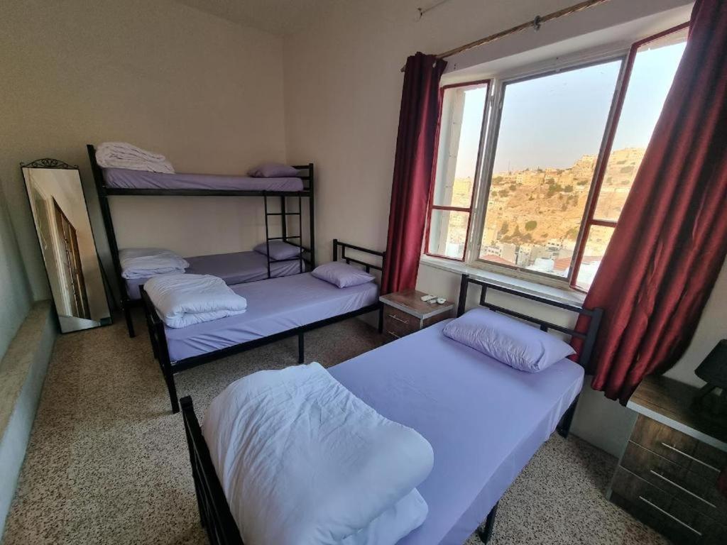 Rainbow House Hostel Amman Exterior photo