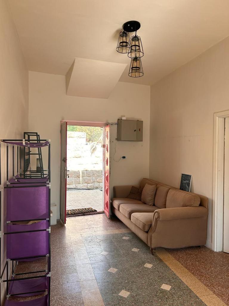 Rainbow House Hostel Amman Exterior photo